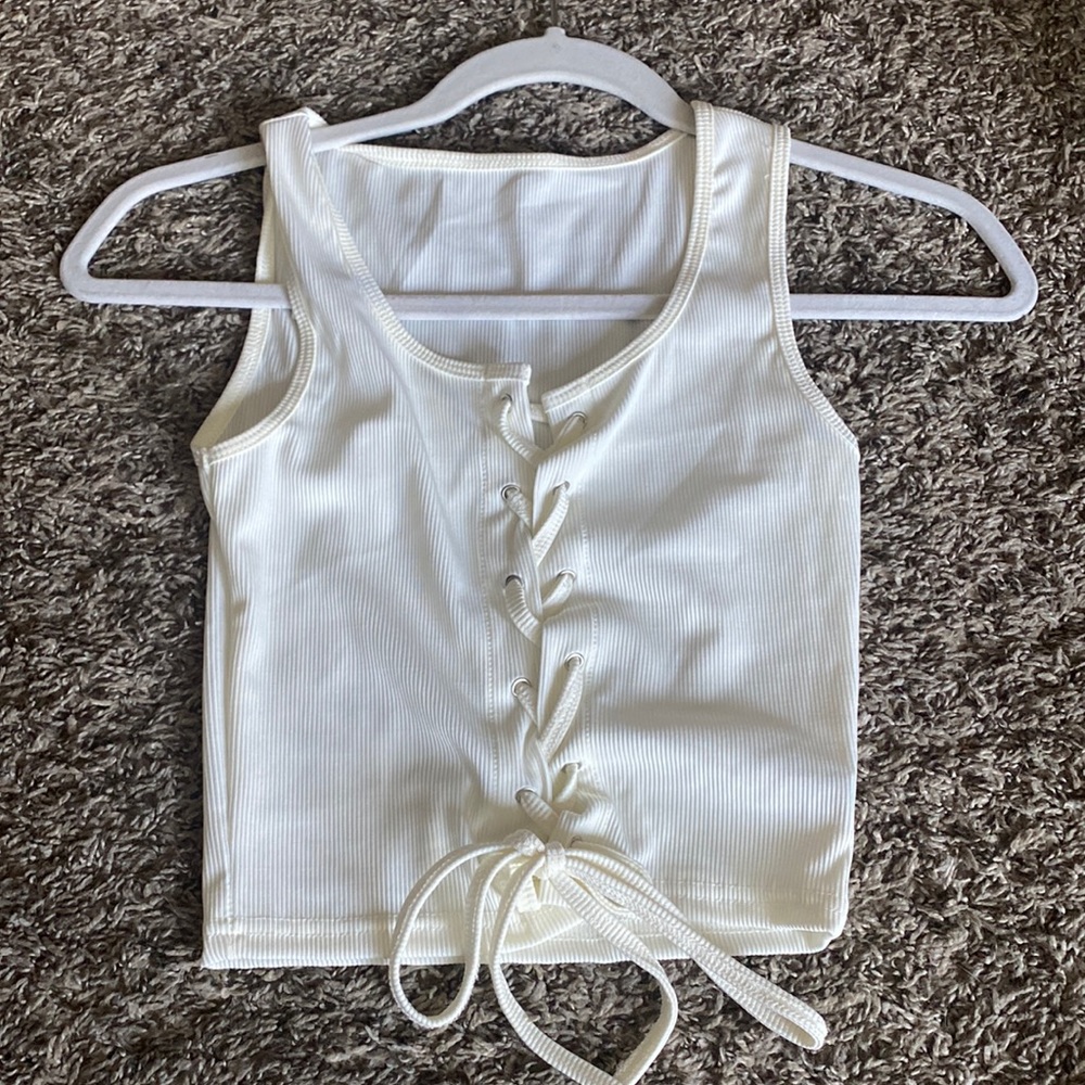 White scrappy tank top size XS